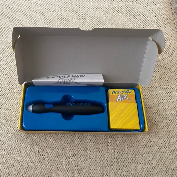 Pictionary Air Game - Picture 3 of 3